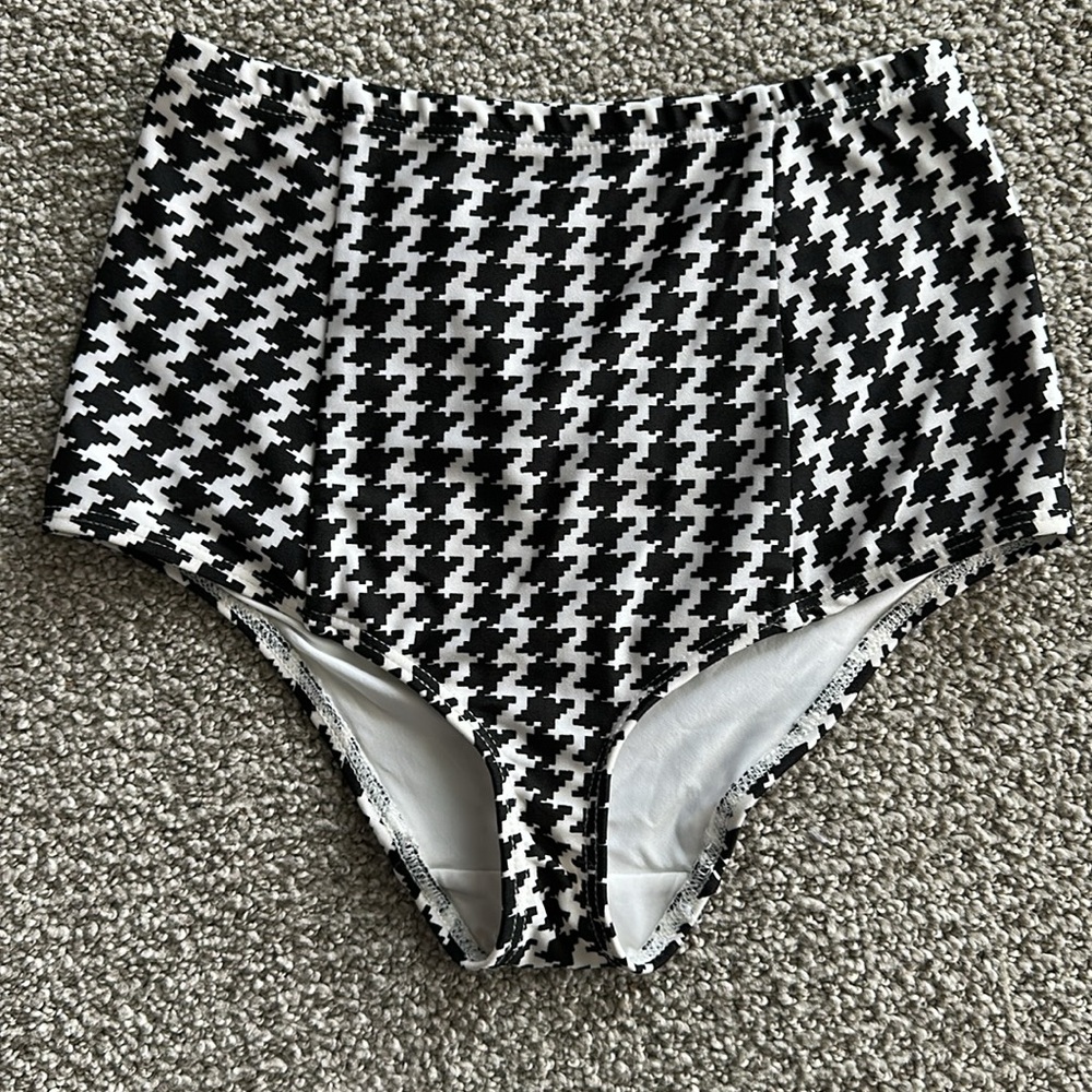 🍄 American Apparel Houndstooth High-Waisted Bikini Bottom